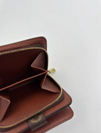 Compact Wallet