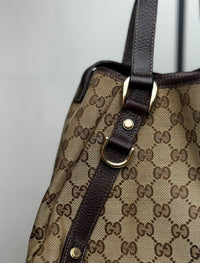 Abbey Tote bag