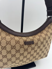 Half Moon Hobo