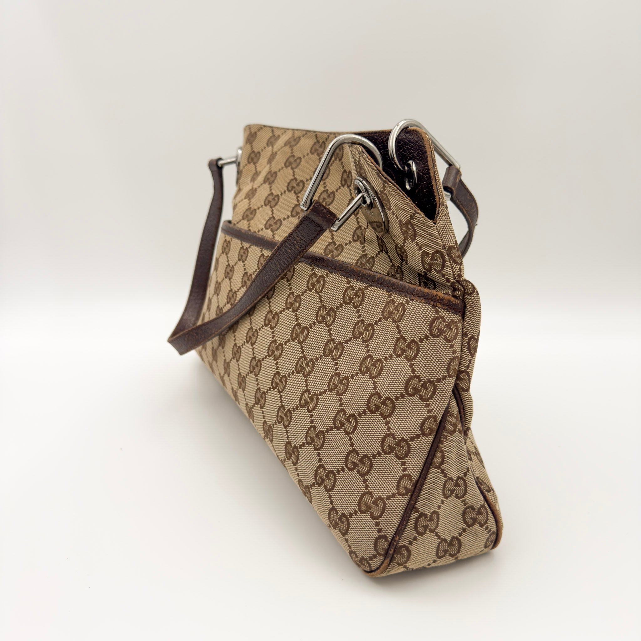 Britt Shoulder Bag