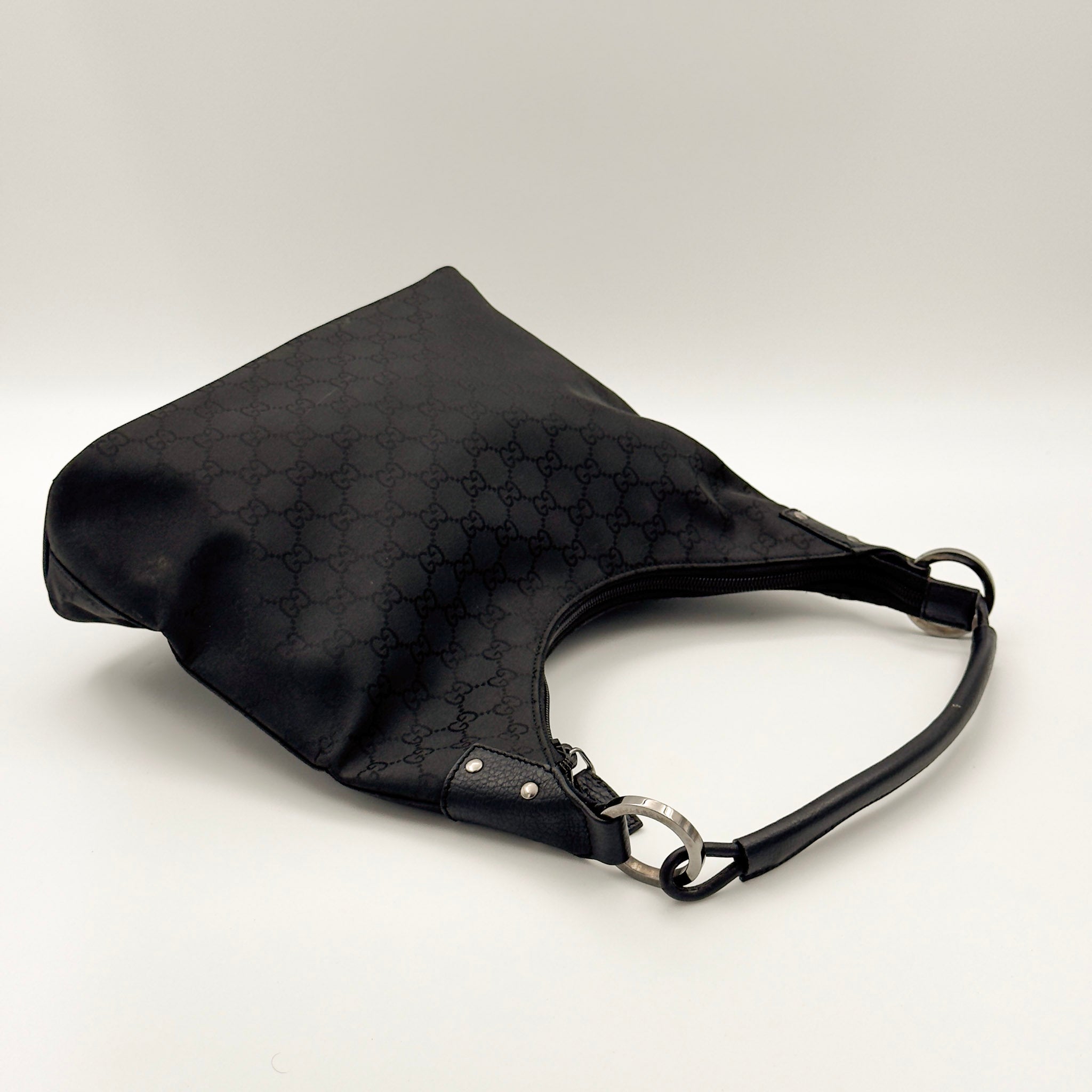 Canvas Hobo