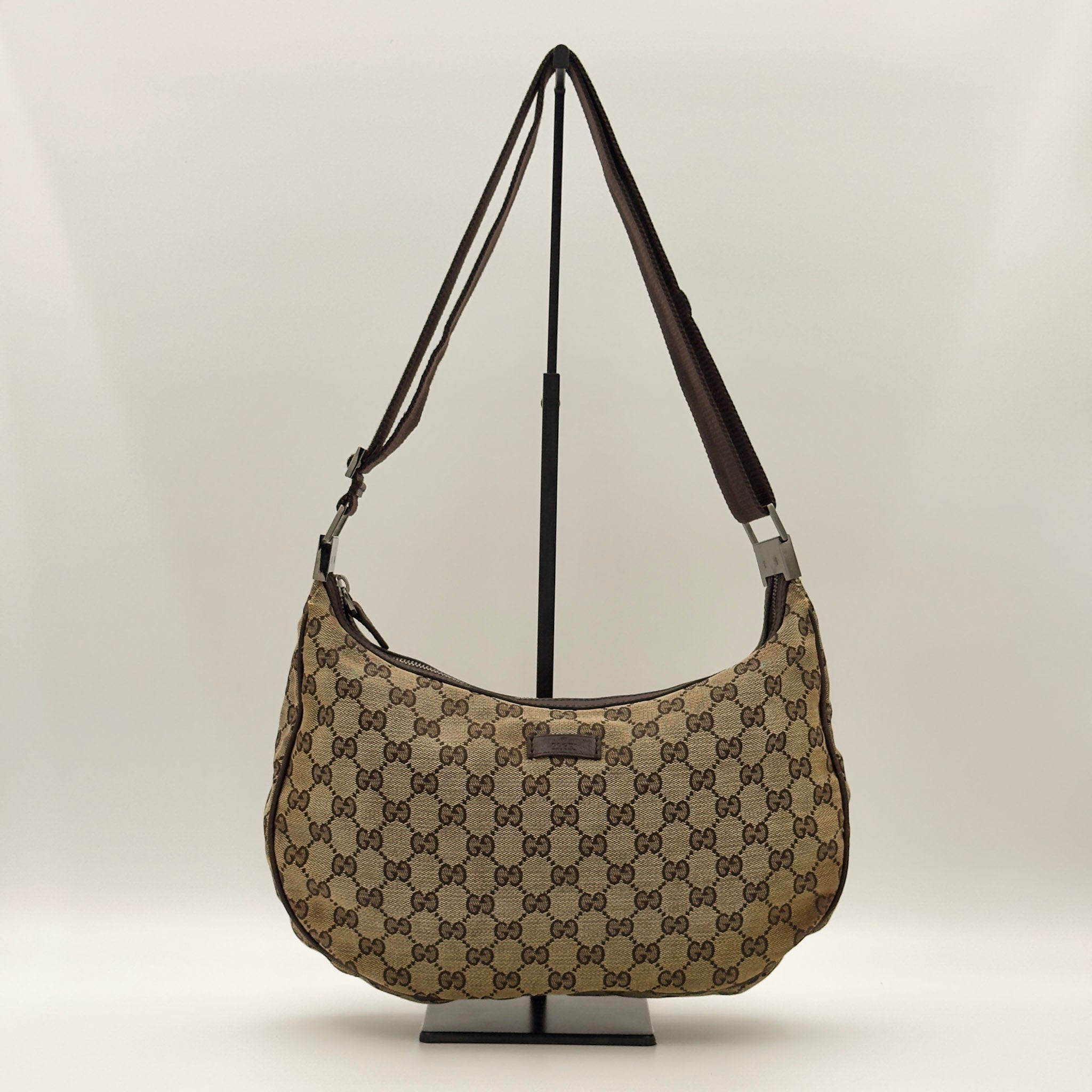 GG Half Moon Hobo