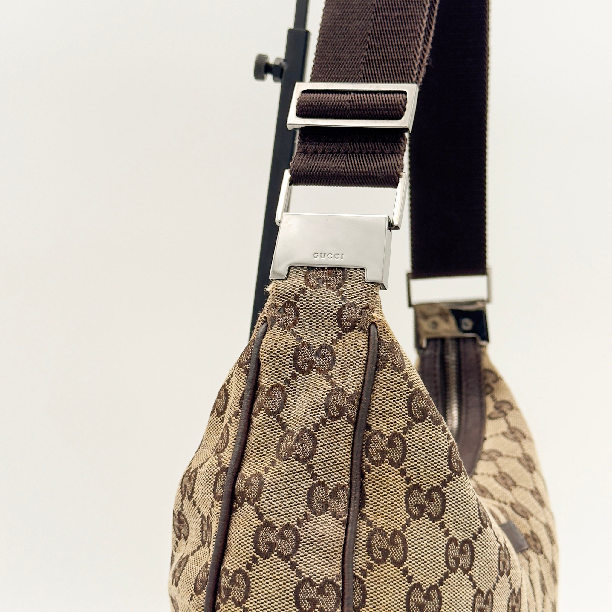 GG Half Moon Hobo