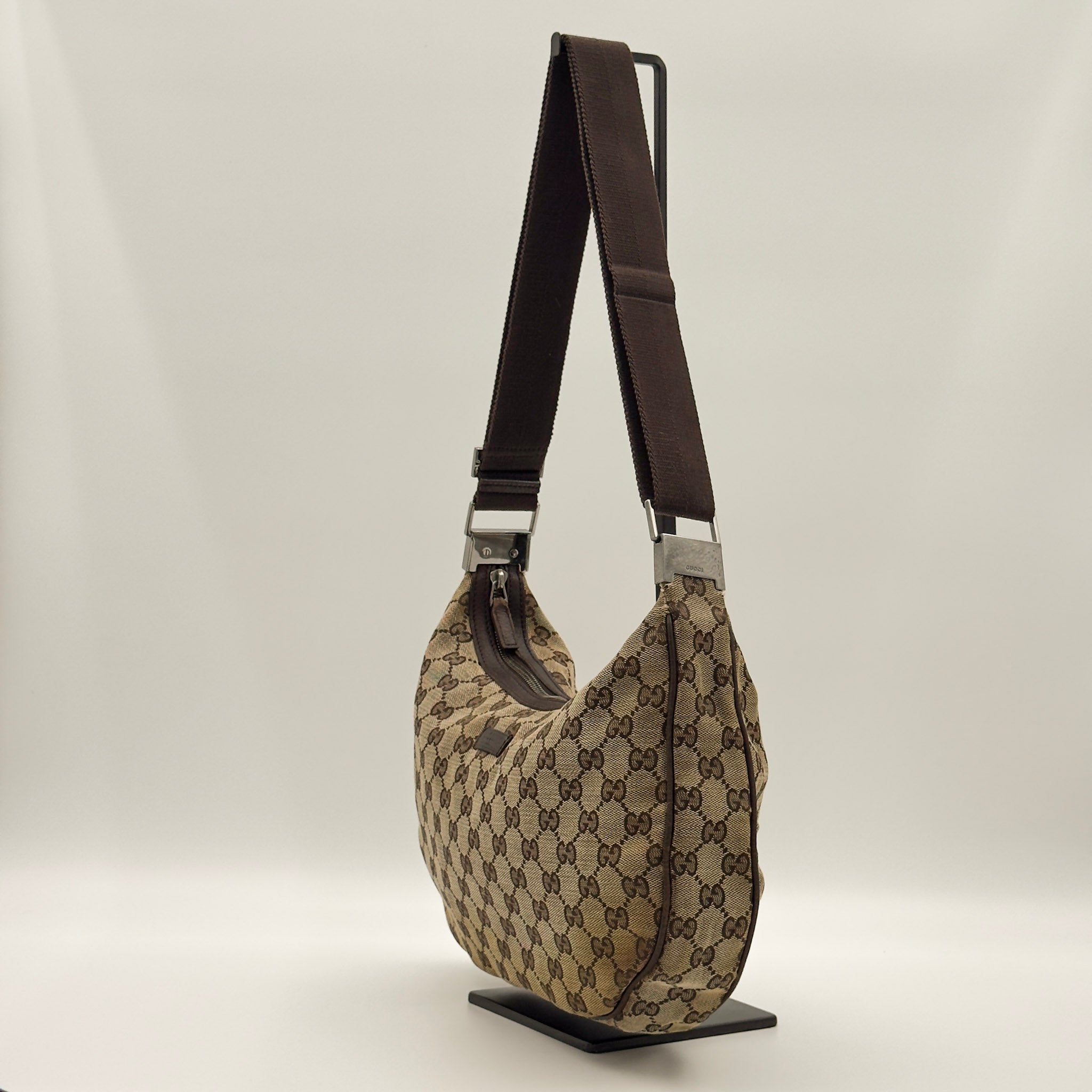 GG Half Moon Hobo