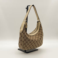 Canvas Hobo
