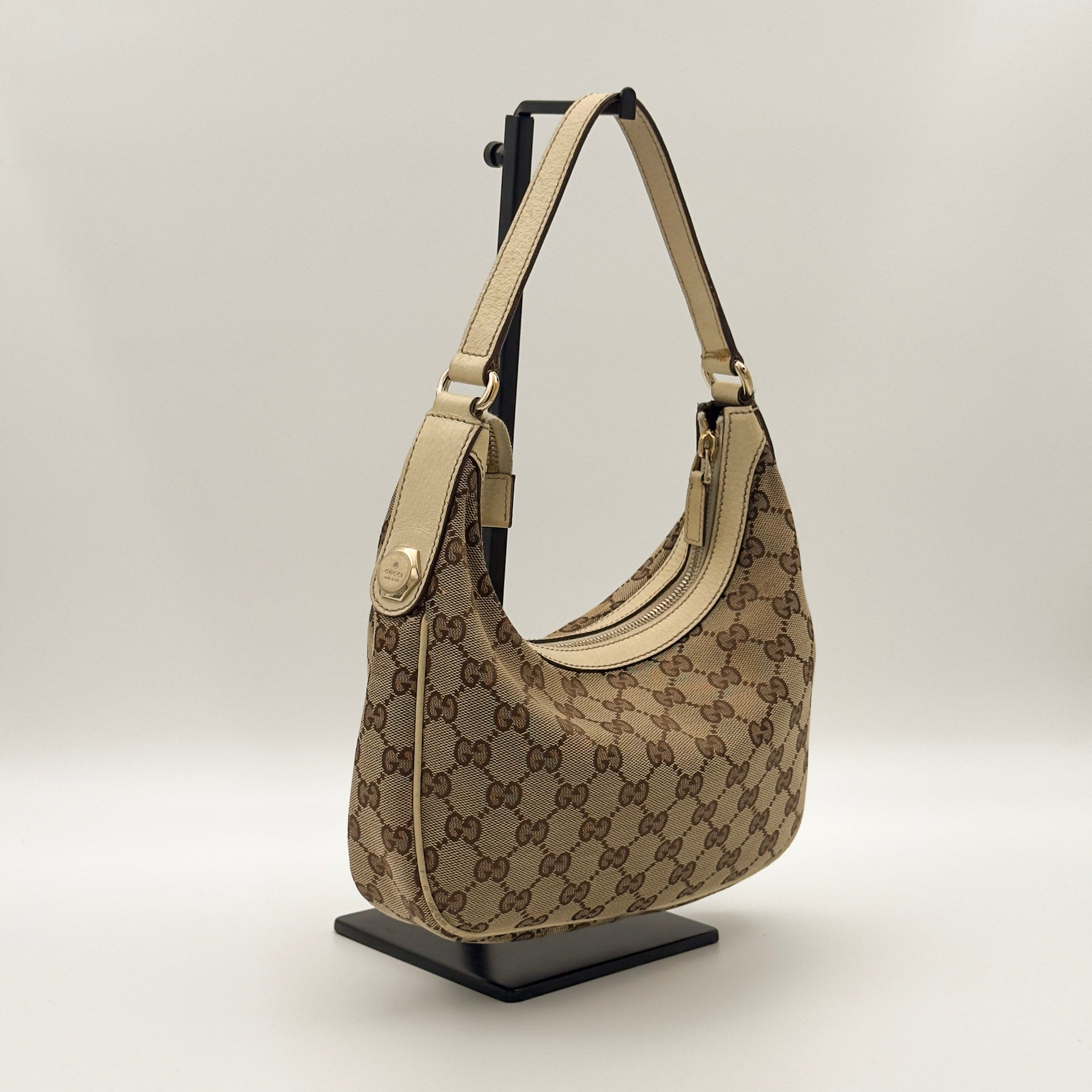 Canvas Hobo