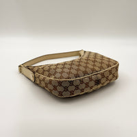 Canvas Hobo