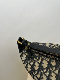 Navy Mini Trotter Pouch